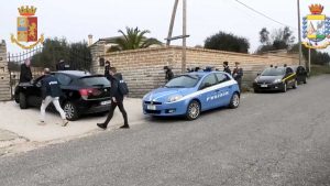 Monterosi - L'operazione di polizia e guardia di finanza