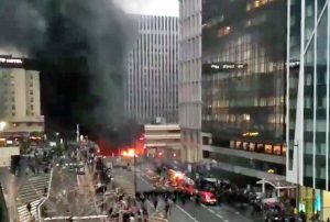 Parigi - Incendio nel quartiere della Gare de Lyon