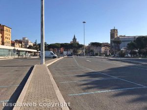 Viterbo - Il parcheggio del Sacrario vuoto