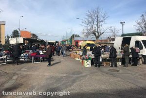 Viterbo - Il mercato al Carmine Salamaro