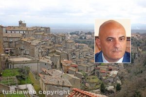 Caprarola - Nel riquadro il sindaco Eugenio Stelliferi