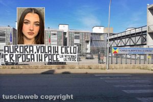 Montefiascone - Istituto Dalla Chiesa - Lo striscione della Viterbo ultras in ricordo di Aurora Grazini