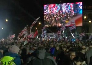 Brexit - La festa in piazza a Londra
