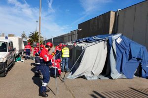 Viterbo - La tenda fuori dal carcere Mammagialla
