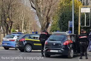Polizia, finanza e carabinieri in viale Trieste