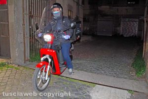 Viterbo - Coronavirus - Il lavoro dei fattorini