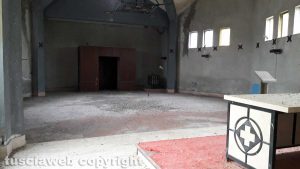 Tarquinia - Degrado alla chiesa del borgo dell'Argento
