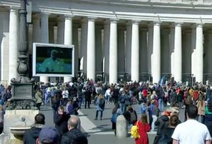 Roma - L'Angelus del papa in diretta streamingRoma - L'Angelus del papa in diretta streaming
