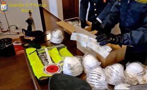 Roma - Guardia di Finanza - Coronavirus - Sequestrate mascherine