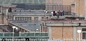 Il carcere di Salerno-Fuorni in rivolta