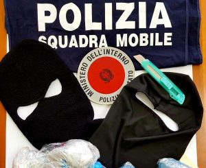 Terni - Polizia - La droga e le maschere trovate