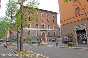 Viterbo - Il palazzo della Banca d'Italia in via Marconi