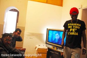 Wira, Seedy e Keba