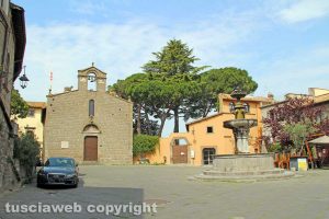 Viterbo - Piazza del Gesù