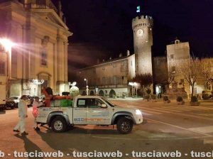 Viterbo - Intervento di sanificazione e disinfezione in corso a Bagnaia