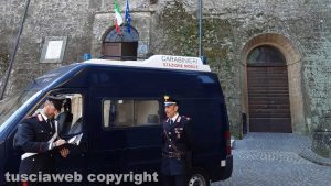 Coronavirus - La stazione mobile dei carabinieri di Acquapendente a Onano
