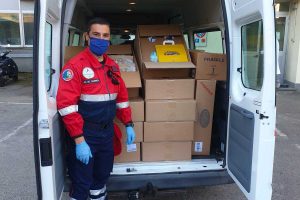 Viterbo - La donazione dell'associazione nazionale carabinieri