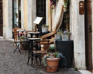 L'esterno di un locale