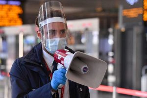 Coronavirus - Controlli alla stazione Termini di Roma