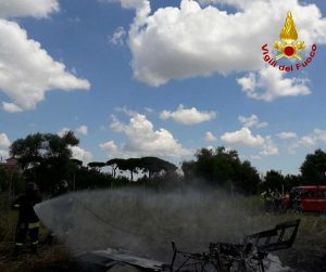 Nettuno - Precipita ultraleggero - Intervento dei vigili del fuoco