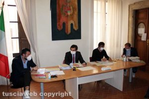 Orte - Il consiglio comunale nella sala delle Bandiere
