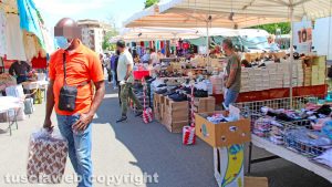 Viterbo - Il mercato del sabato al Carmine