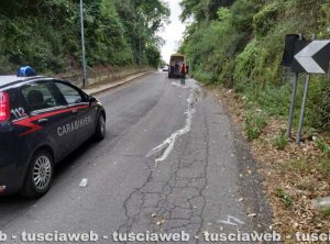 Castelnuovo di Porto - Scontro tra un'auto e uno scooterone