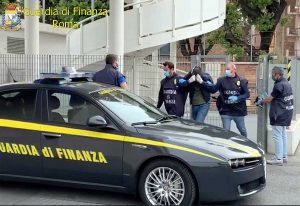 Roma - Operazione della guardia di finanza - Arrestato 51enne