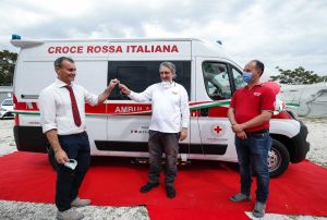 Donata un'ambulanza