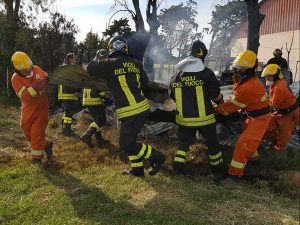 Incendio a Tarquinia - Vigili del fuoco e Aeopc