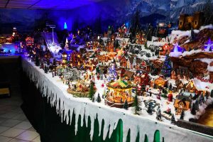 Francesco Virgili quarto in Europa nel concorso per il miglior villaggio di Natale in miniatura