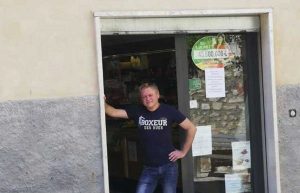 Calvi dell’Umbria, con due euro ne vince centomila - Il bar Pandolfini