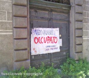 Viterbo - "Palazzo Calabresi occupato"