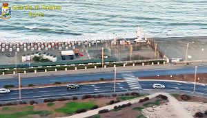 Operazione Tramonto - La Guardia di finanza sul lungomare di Ostia