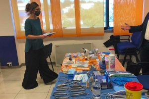 Viterbo - Una - Un momento dell'esame del corso per assistente di studio odontoiatrico