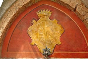 Acquapendente - L'affresco all'ingresso dell'ospedale dopo il restauro