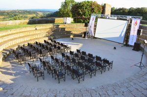 Tuscania - L'allestimento di "Universo corto"