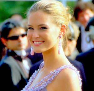 Bar Refaeli
