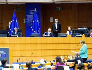 Bruxelles - Il discorso di Angela Mekel al parlamento europeo