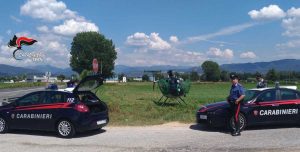 Terni - I controlli dei carabinieri con l'elicottero di Roma Urbe