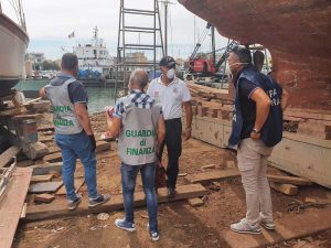 Fiumicino - Sequestrato un cantiere navale adibito a discarica abusiva