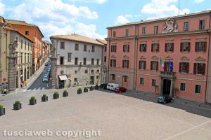 Viterbo - Piazza del comune