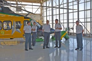 Pratica di Mare - La visita del comandante regionale della guardia di finanza