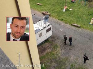 MontefiasconMontefiascone - Il 25enne sul camper (nel riquadro, l'assessore Fabio Notazio)