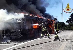 Roma - Bus a fuoco