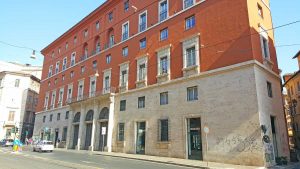 Via delle botteghe oscure, l'ex sede del Pci