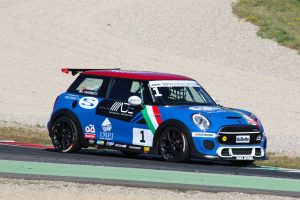 Gustavo Sandrucci trionfa al Mugello