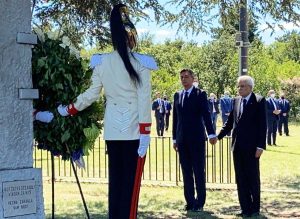 Trieste - Mattarella e il presidente della repubblica slovena alla foiba di Basovizza