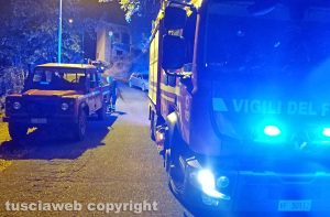 Montefiascone - L'incendio in via Carpine - L'intervento dei vigili del fuoco
