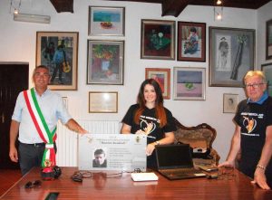 Tarquinia - La famiglia di Massimo Stendardi dona una postazione di audiologia all'associazione World Medical Aid
